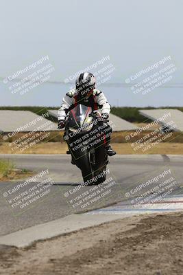 media/May-26-2025-Lets Ride (Mon) [[3bf1de1d65]]/C Group/1240pm (Wheelie Bump)/